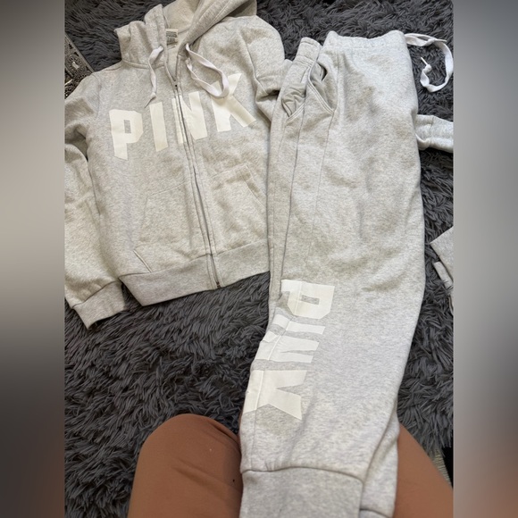🌟PINK Victoria's Secret Light Gray Hoodie and Sweatpants XS/S - Picture 2 of 5